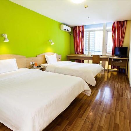 7 Days Inn Guangzhou Exterior photo