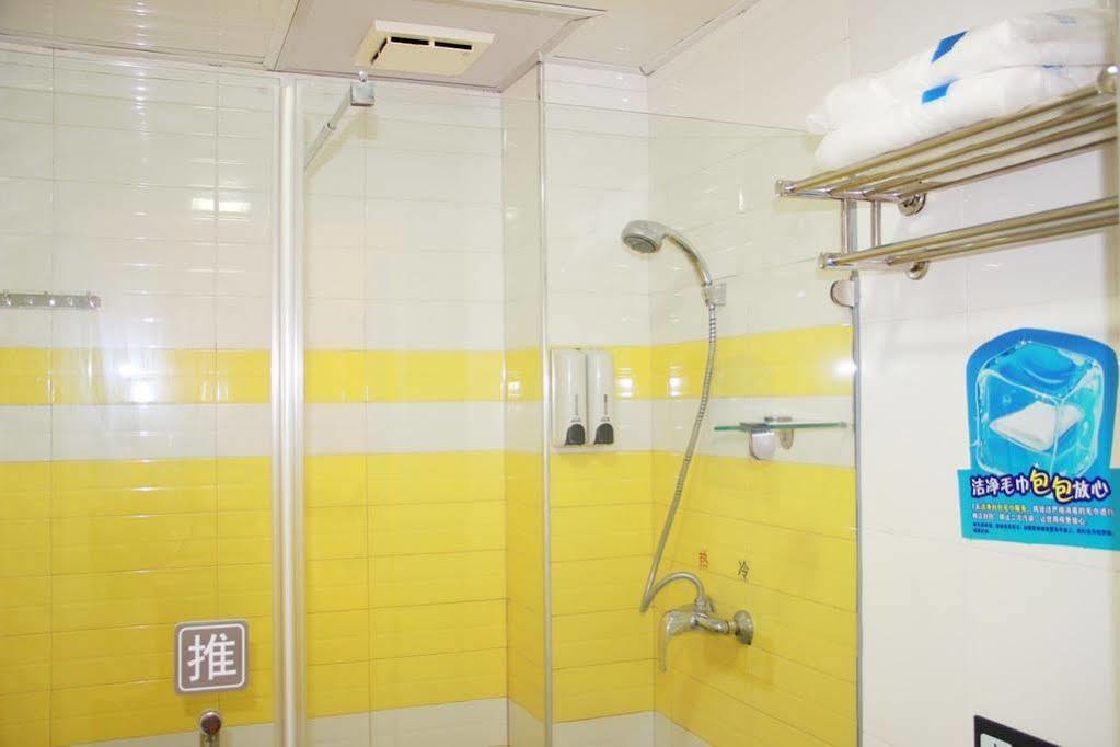 7 Days Inn Guangzhou Exterior photo