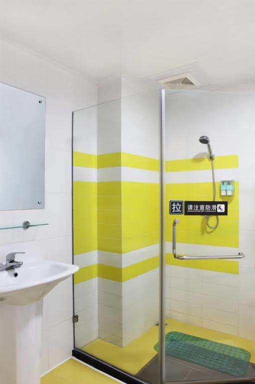 7 Days Inn Guangzhou Exterior photo